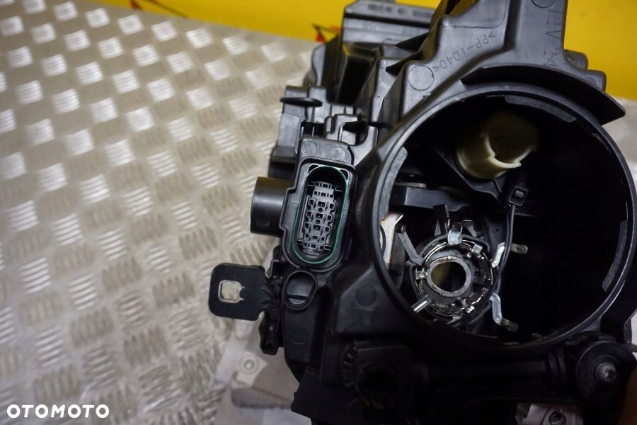 AUDI A3 S3 8V LIFT 2016- REFLEKTOR LAMPA XENON LED PRAWA USA - 14