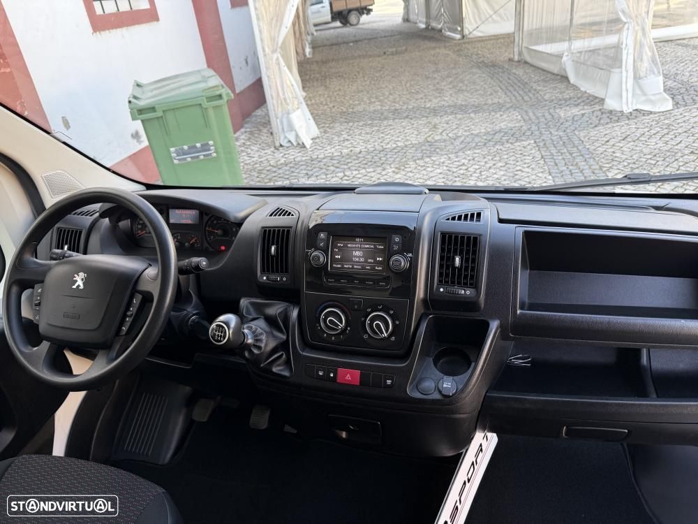 Peugeot Boxer 2.2 BlueHDi 335 L2H2  Premium - 17