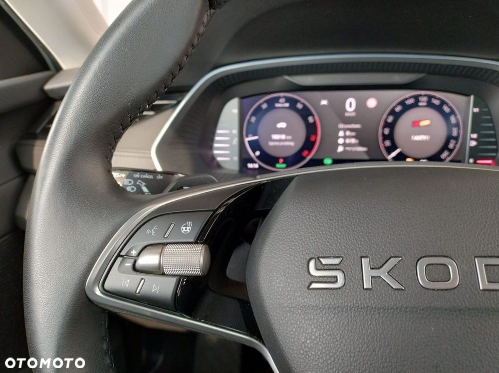 Skoda Octavia 1.5 TSI mHEV Selection DSG - 24