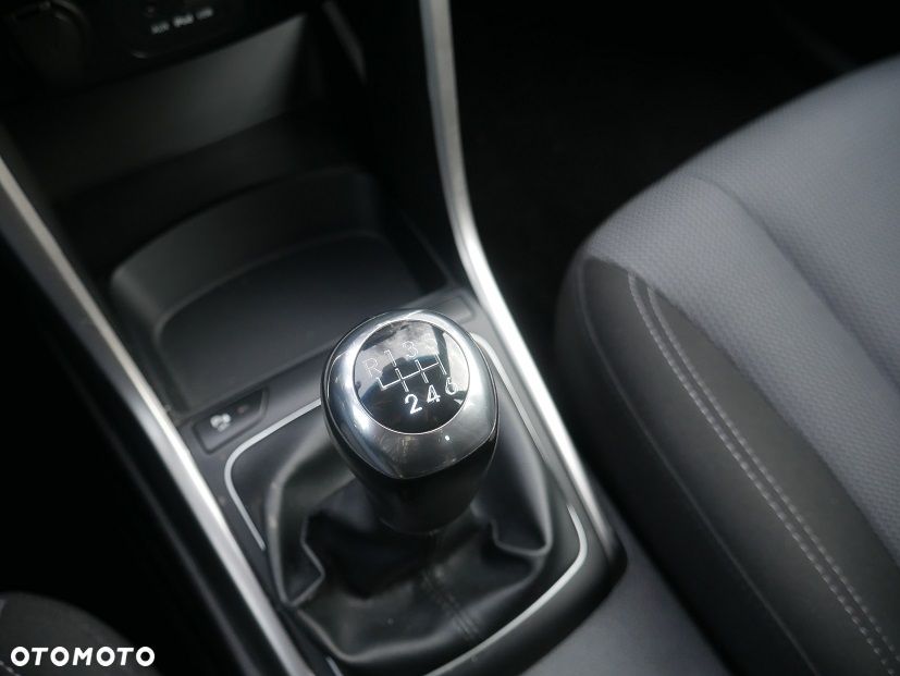 Hyundai i30 1.4 Premium - 22