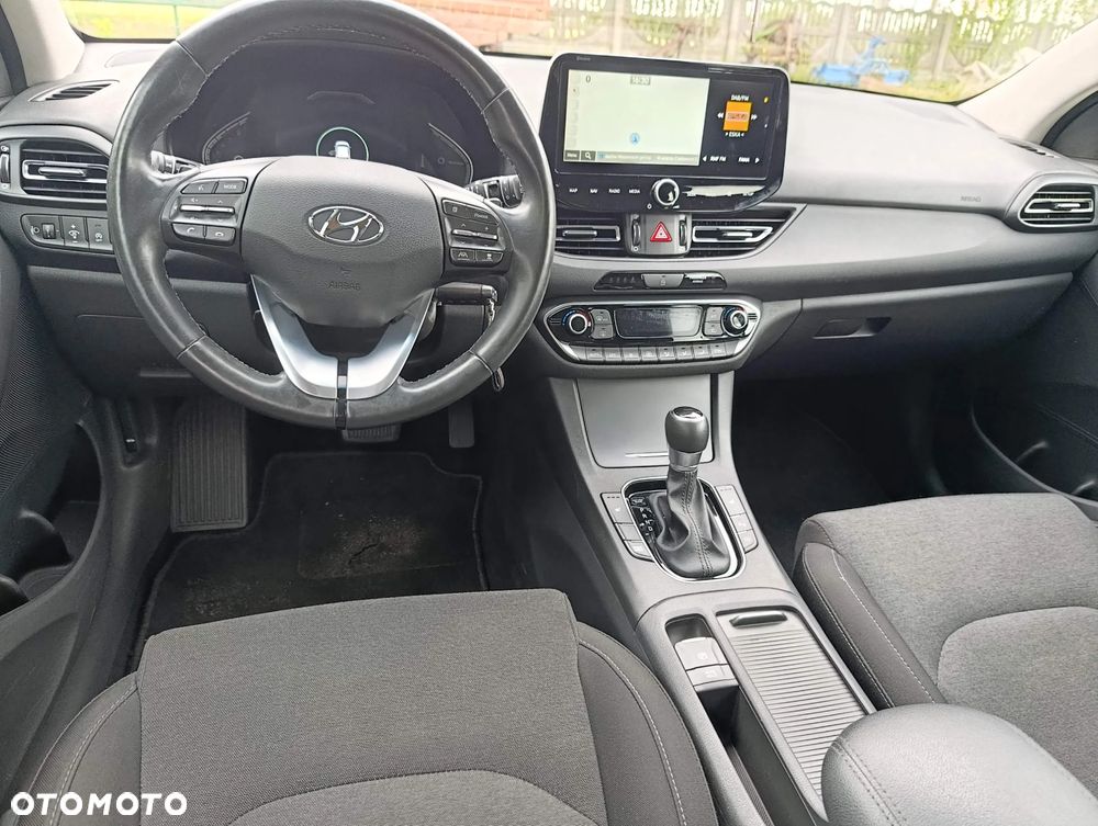 Hyundai i30 1.5 T-GDI 48V Smart DCT - 26