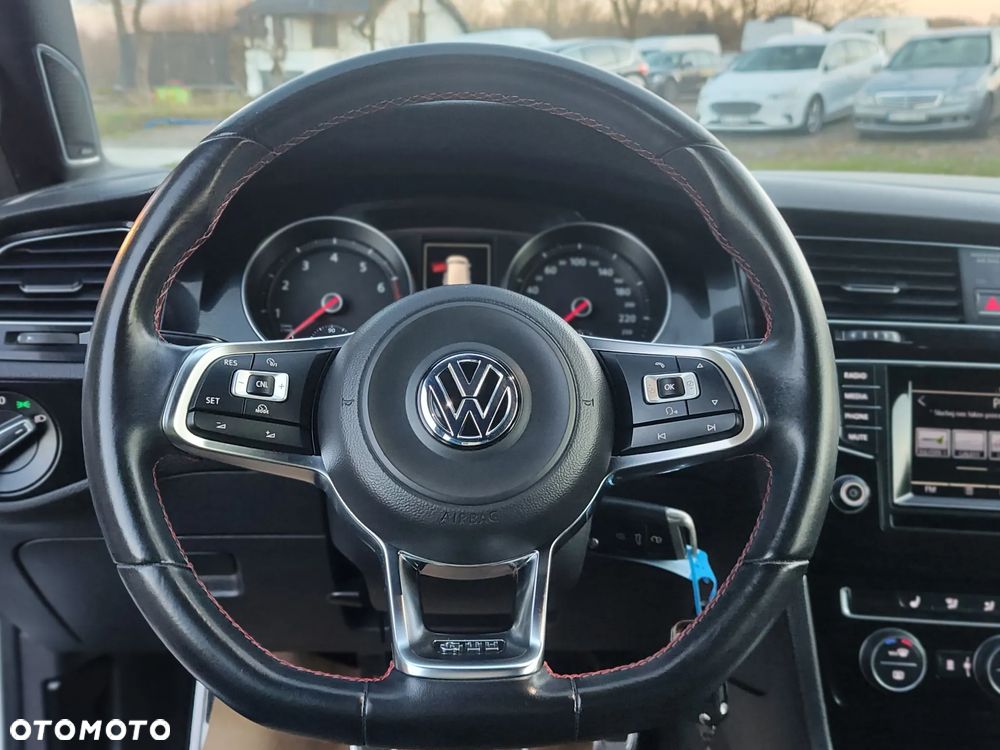 Volkswagen Golf 2.0 TSI BMT GTI Performance - 28