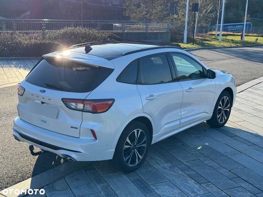 Ford Kuga 2.5P PHEV FWD Titanium - 25