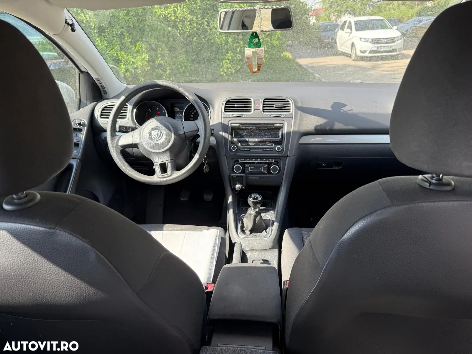 Volkswagen Golf 1.6 TDI DPF Trendline - 4