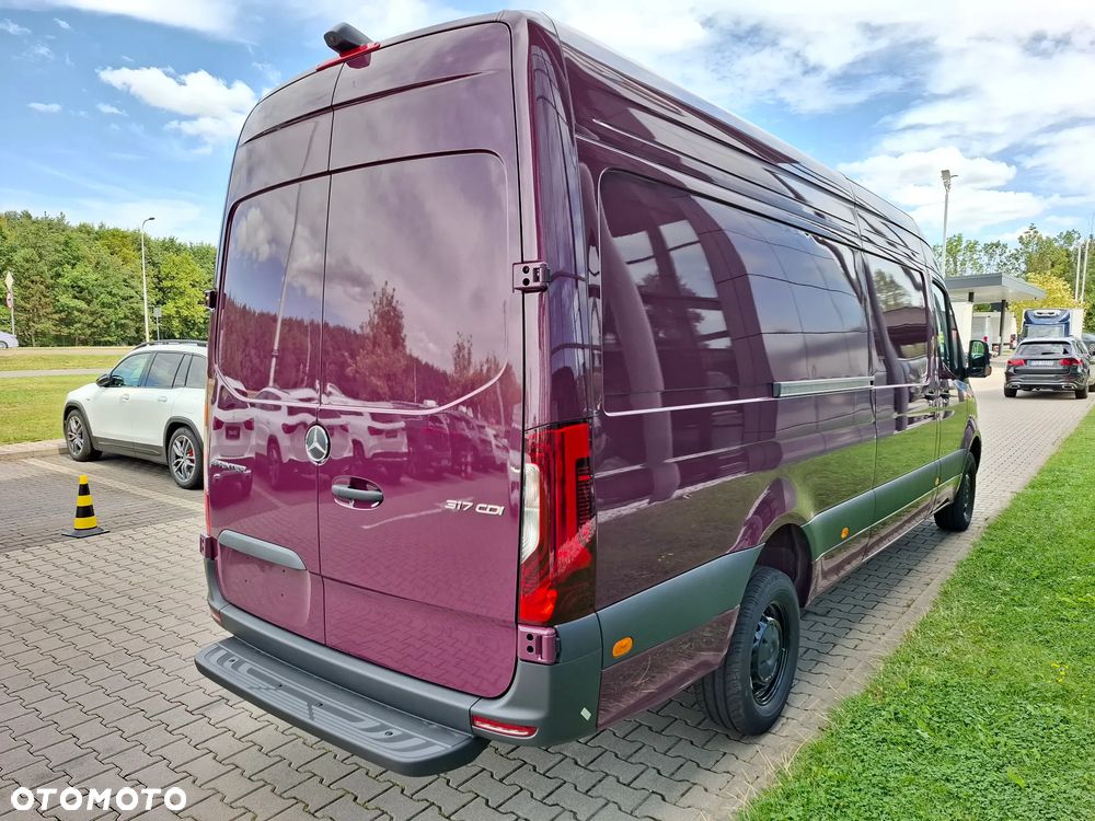 Mercedes-Benz Sprinter 317 CDI Furgon PRO długi 4325 mm L3H2 - 9
