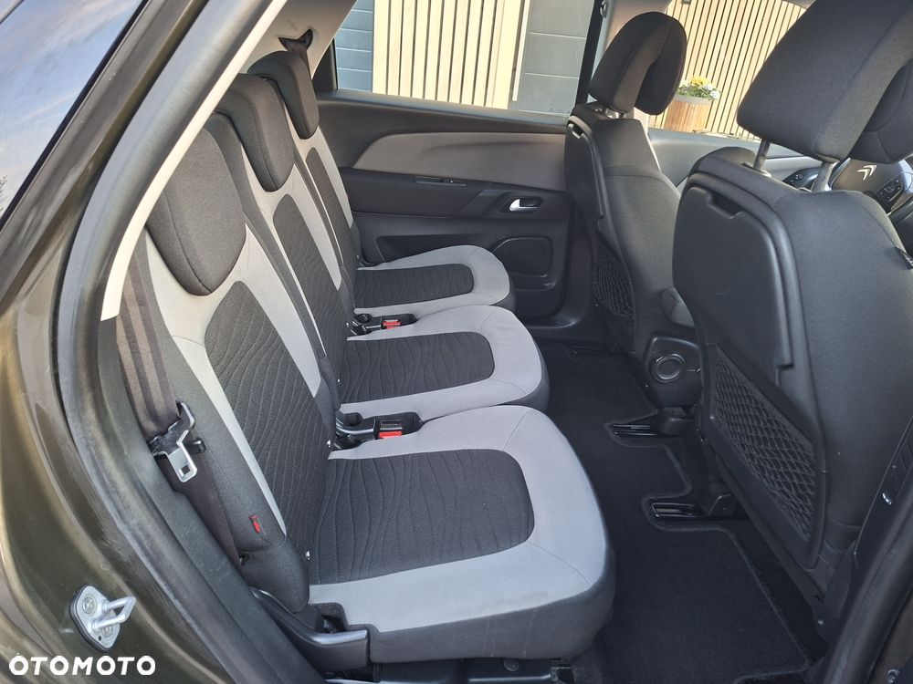 Citroën C4 Picasso - 10