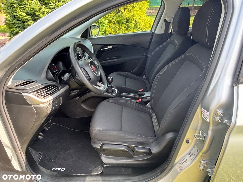 Fiat Tipo 1.4 T-Jet 16v Easy - 9