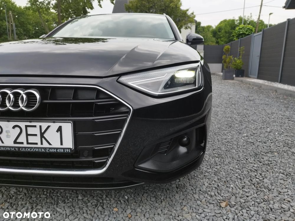 Audi A4 Avant 40 TDI S tronic - 12