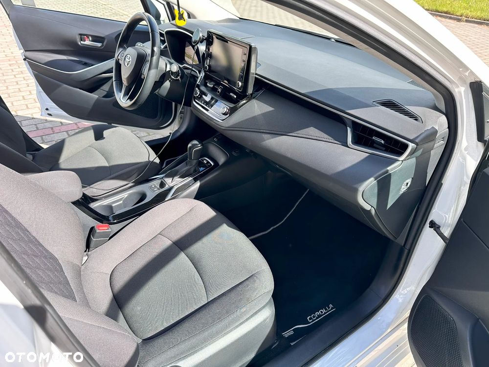 Toyota Corolla - 16