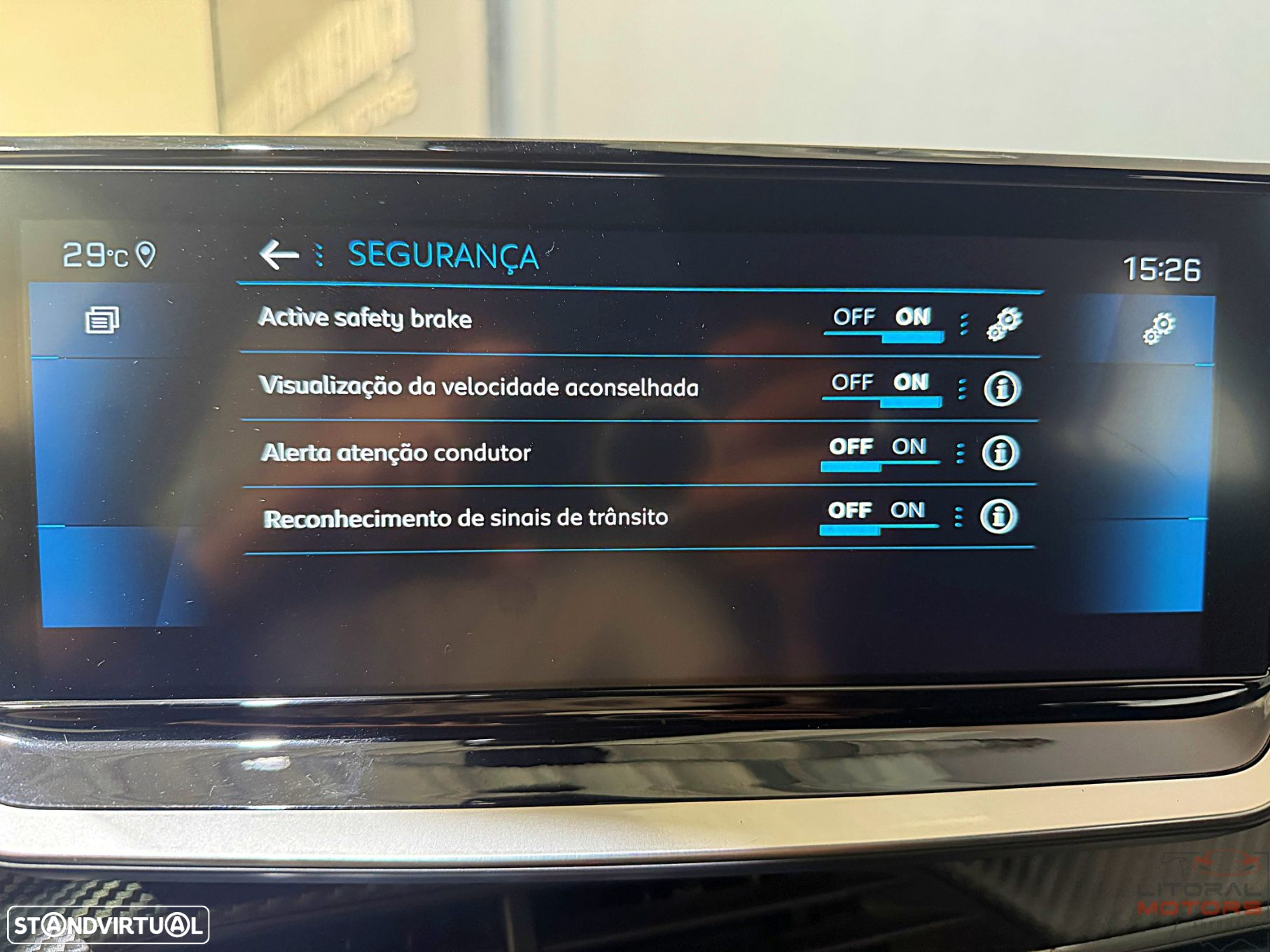 Peugeot 2008 1.2 PureTech Allure Pack - 30