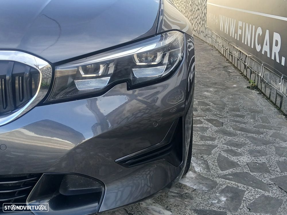 BMW 318 d Line Sport Auto - 14