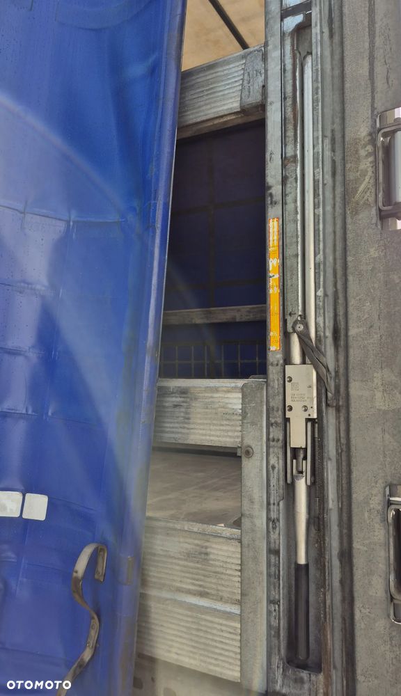 Schmitz Cargobull SCB S3T - 12