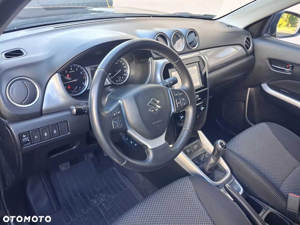 Suzuki Vitara 1.6 Premium 2WD - 8
