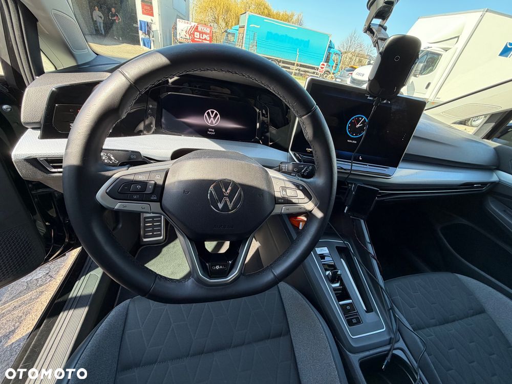Volkswagen Golf 2.0 TDI SCR DSG Goal - 10