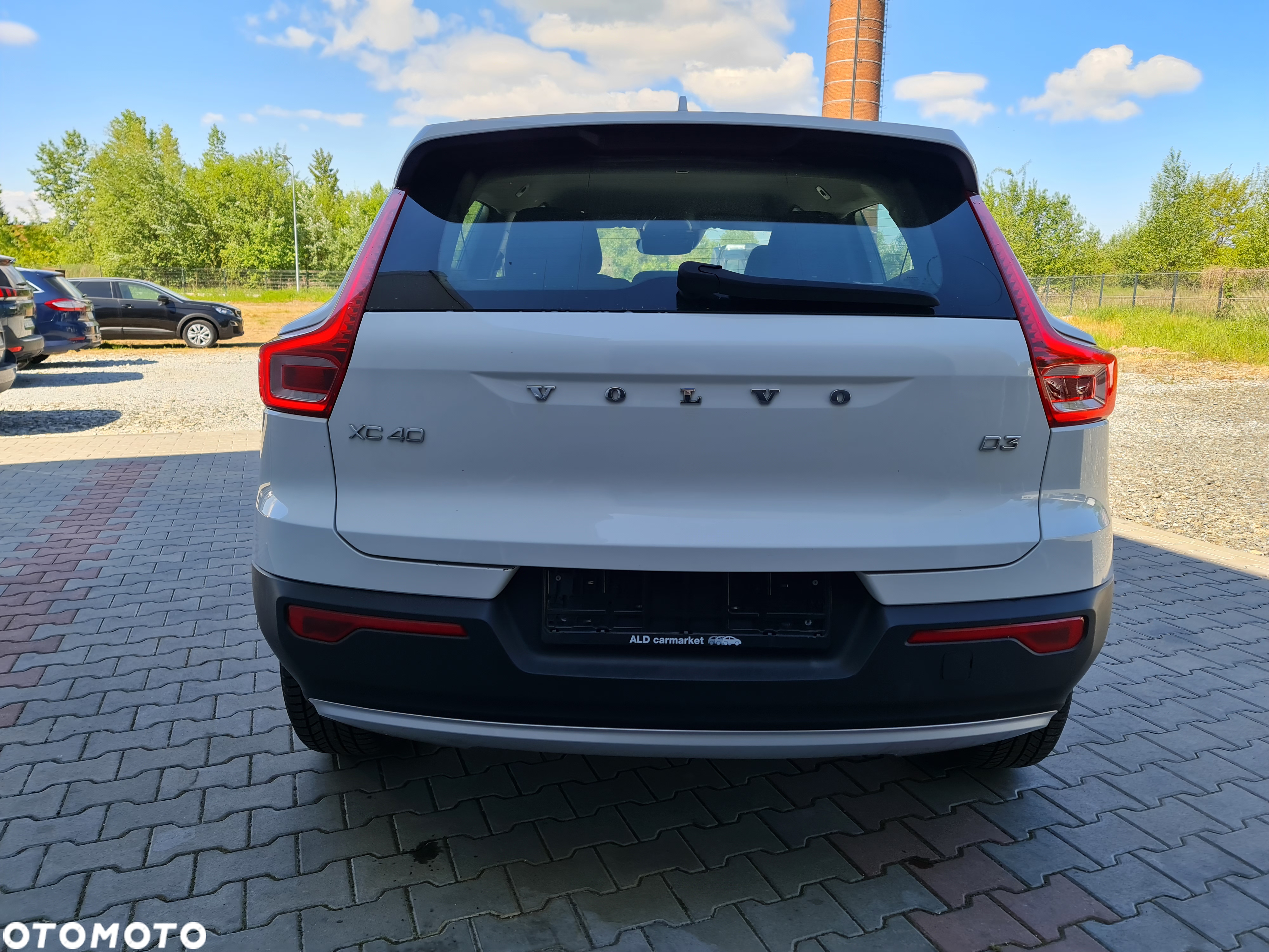 Volvo XC 40 D3 AWD Geartronic Momentum Pro - 6