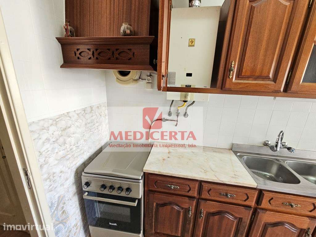 Apartamento T1 + arrecadação na Rua Comandante Germano Dias, Oeiras - Grande imagem: 2/25