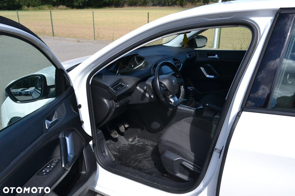 Peugeot 308 - 9