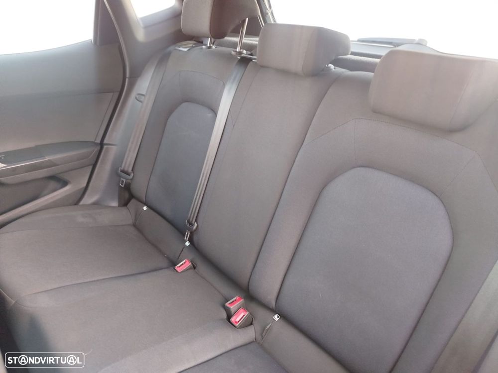 SEAT Arona 1.0 TSI FR DSG - 9