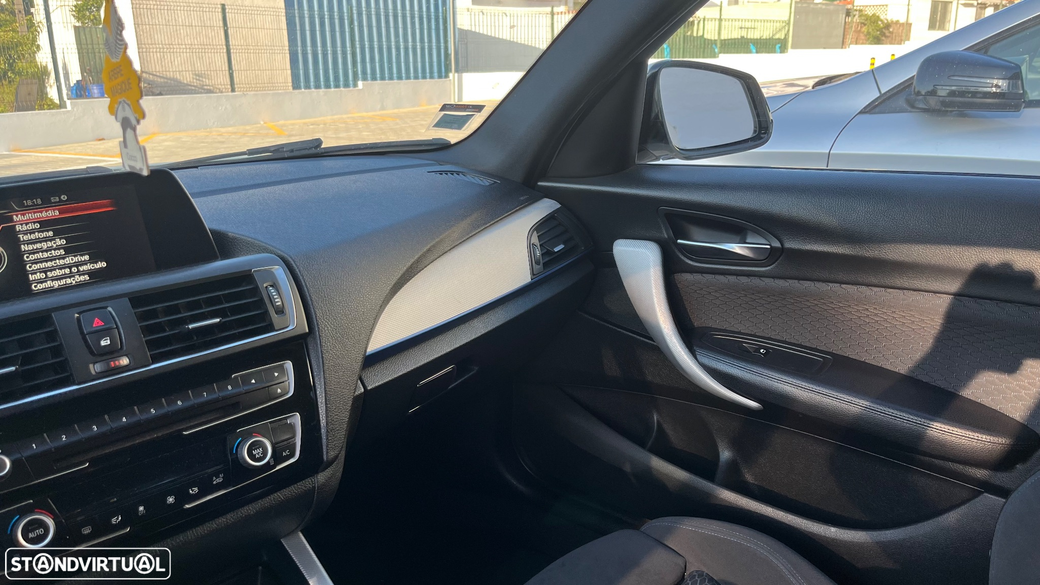 BMW 116 d Pack M Auto - 11