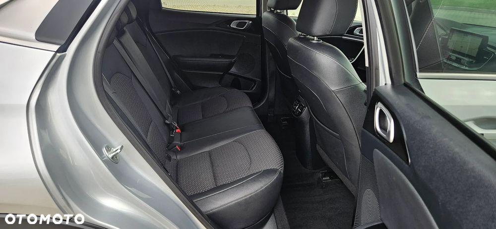 Kia XCeed 1.6 CRDi EDITION 7 - 9