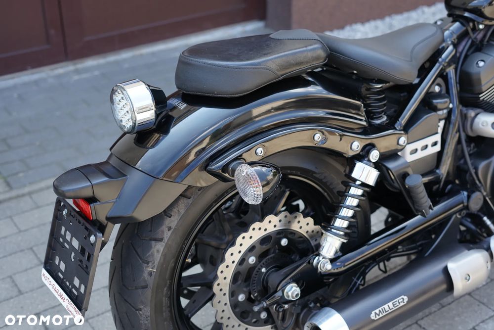 Yamaha XVS - 7