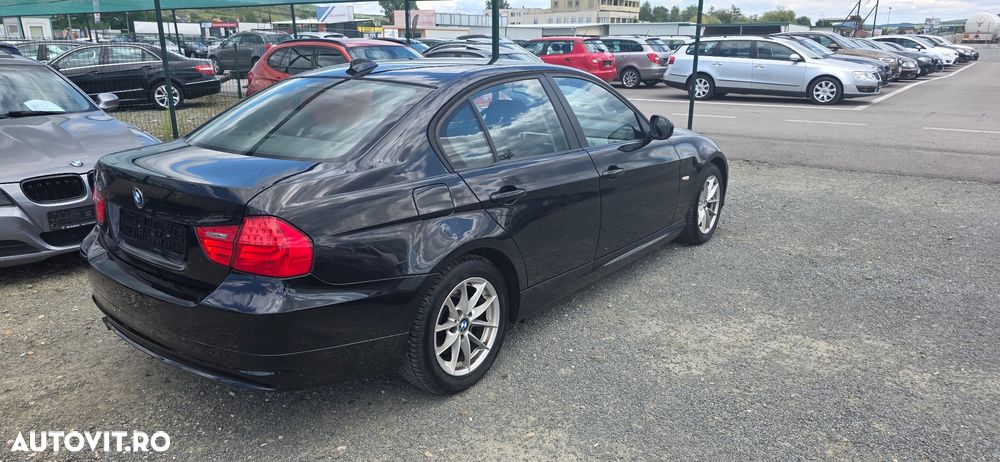 BMW Seria 3 320d - 18