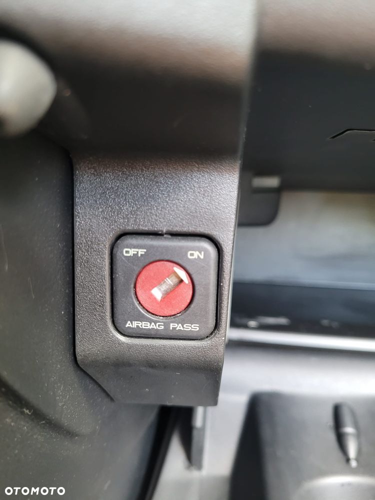 Peugeot 207 1.6 HDi Tendance - 23