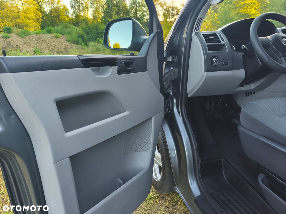 Volkswagen Transporter - 17