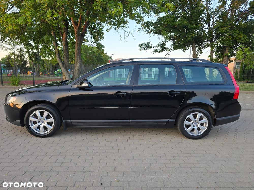 Volvo V70 2.0 Momentum - 2