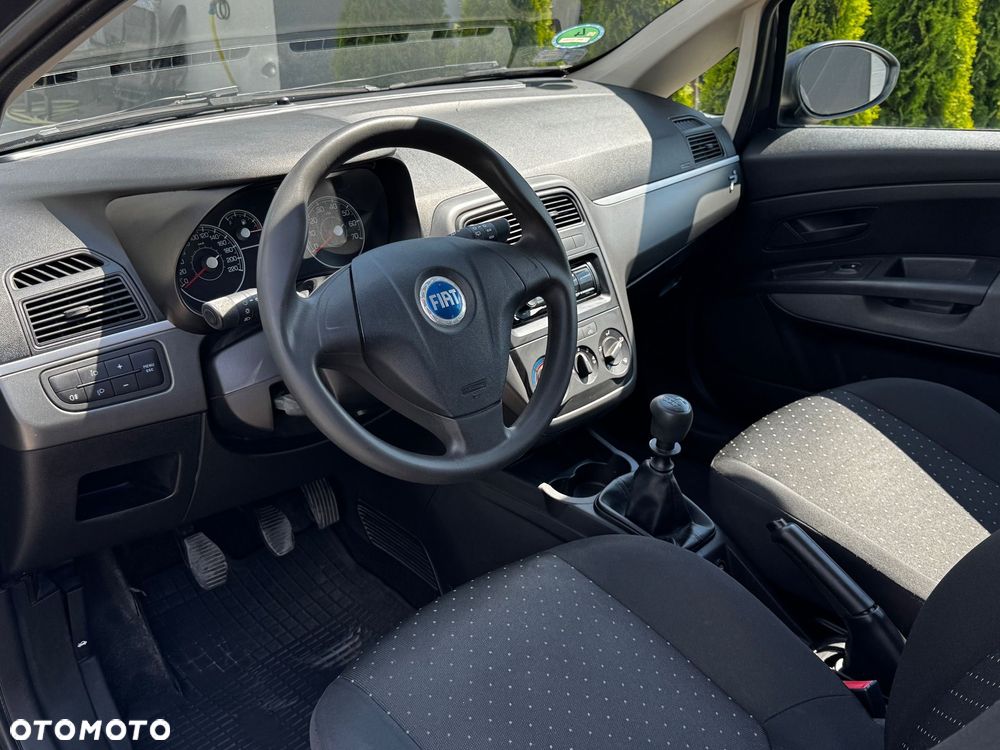 Fiat Punto - 13