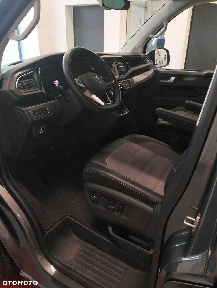 Volkswagen Multivan - 9