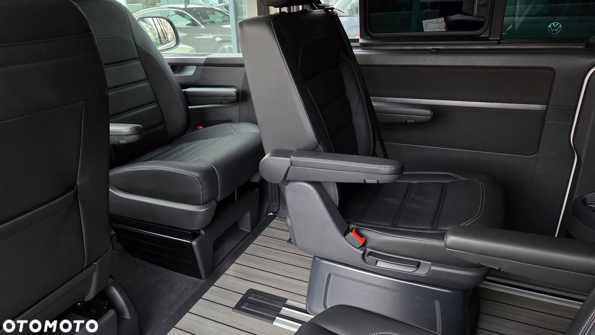 Volkswagen Multivan 6.1 2.0 TDI L1 Highline 4Motion DSG - 28