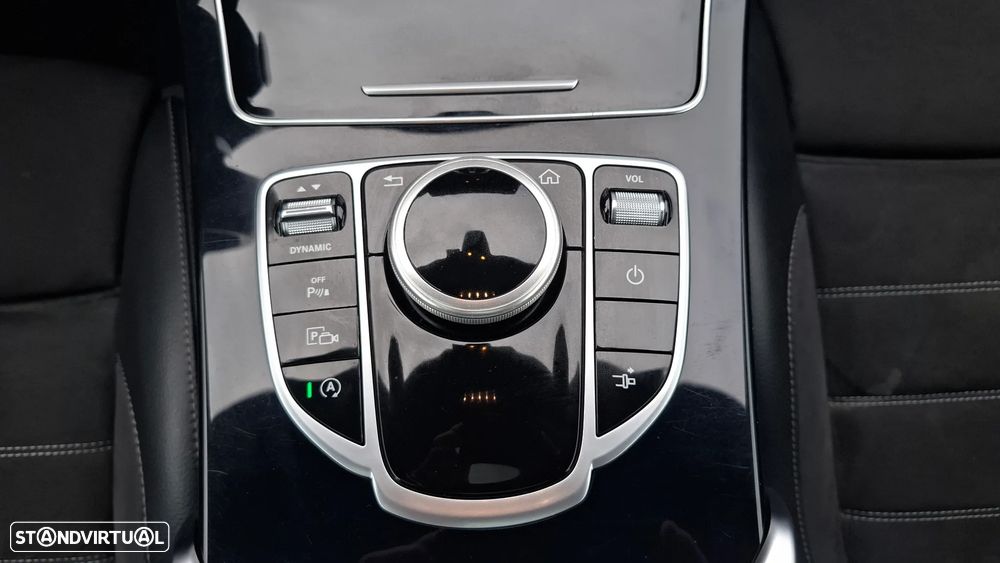 Mercedes-Benz C 220 d AMG Line - 38