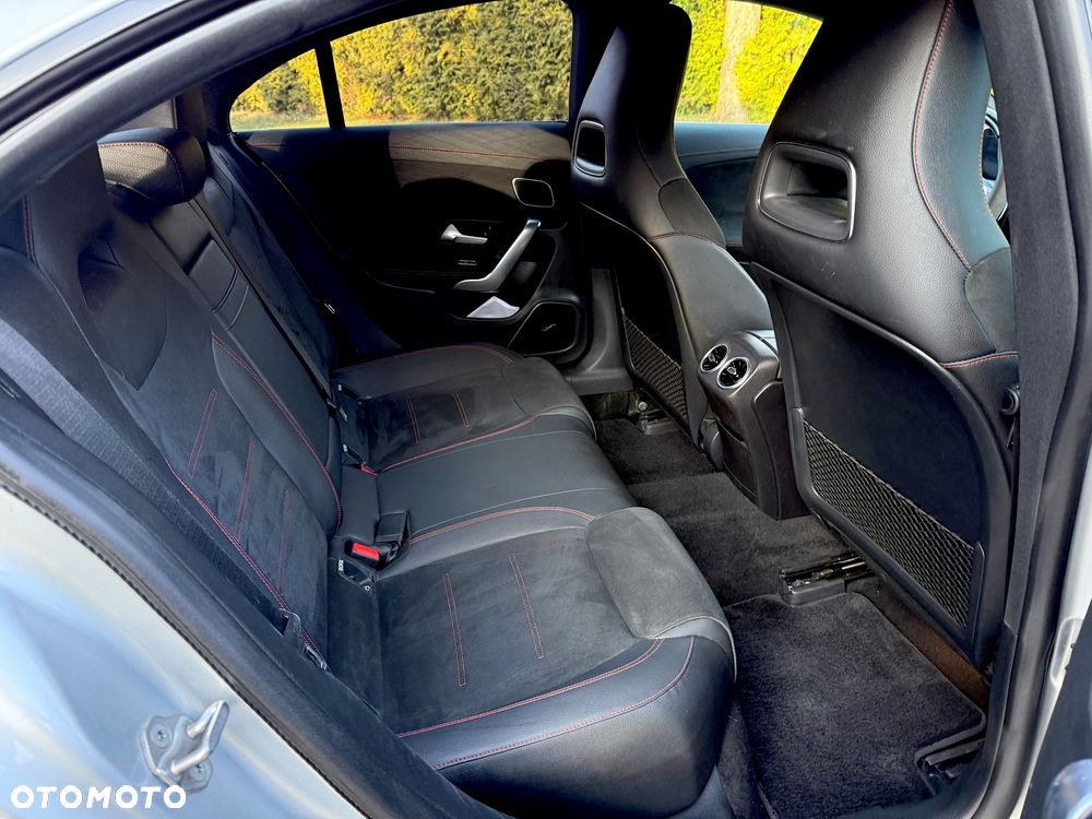 Mercedes-Benz CLA AMG 45 4-Matic - 30