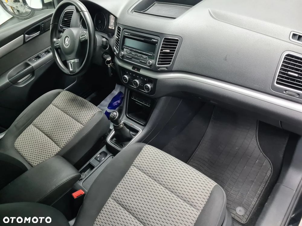 Volkswagen Sharan 2.0 TDI 4MOTION Blue Motion Style - 32