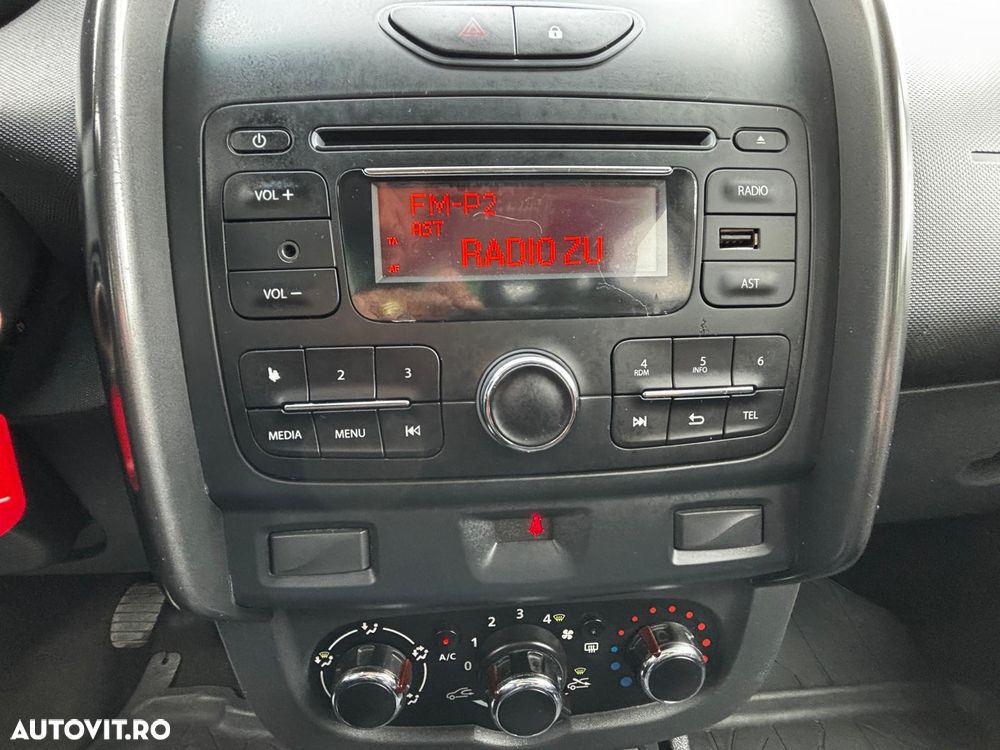 Dacia Duster 1.5 dCi 4x2 Laureate - 12