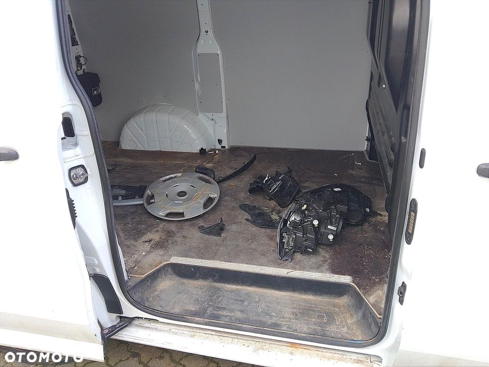 Ford Transit custom - 13