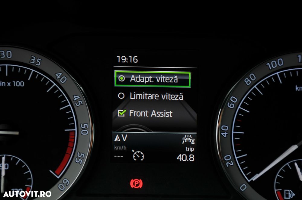 Skoda Karoq 2.0 TDI SCR Style - 31