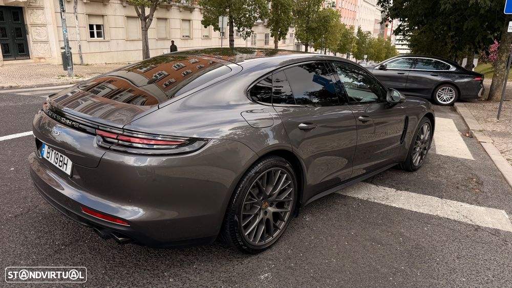 Porsche Panamera 4S - 6