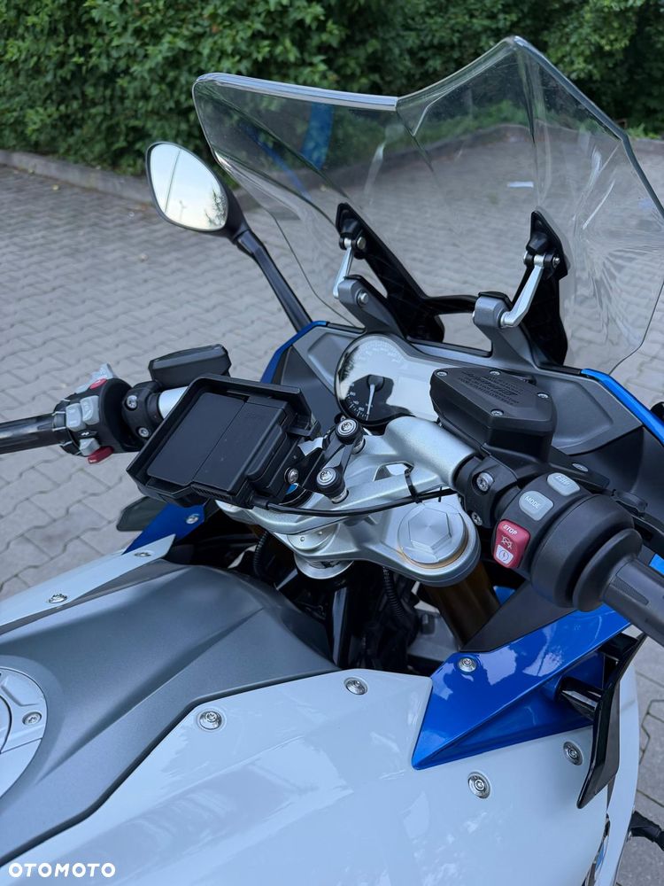 BMW RS - 21