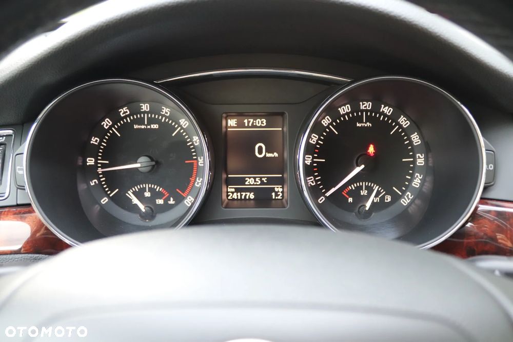 Skoda Superb 2.0 TDI 4x4 Comfort - 36