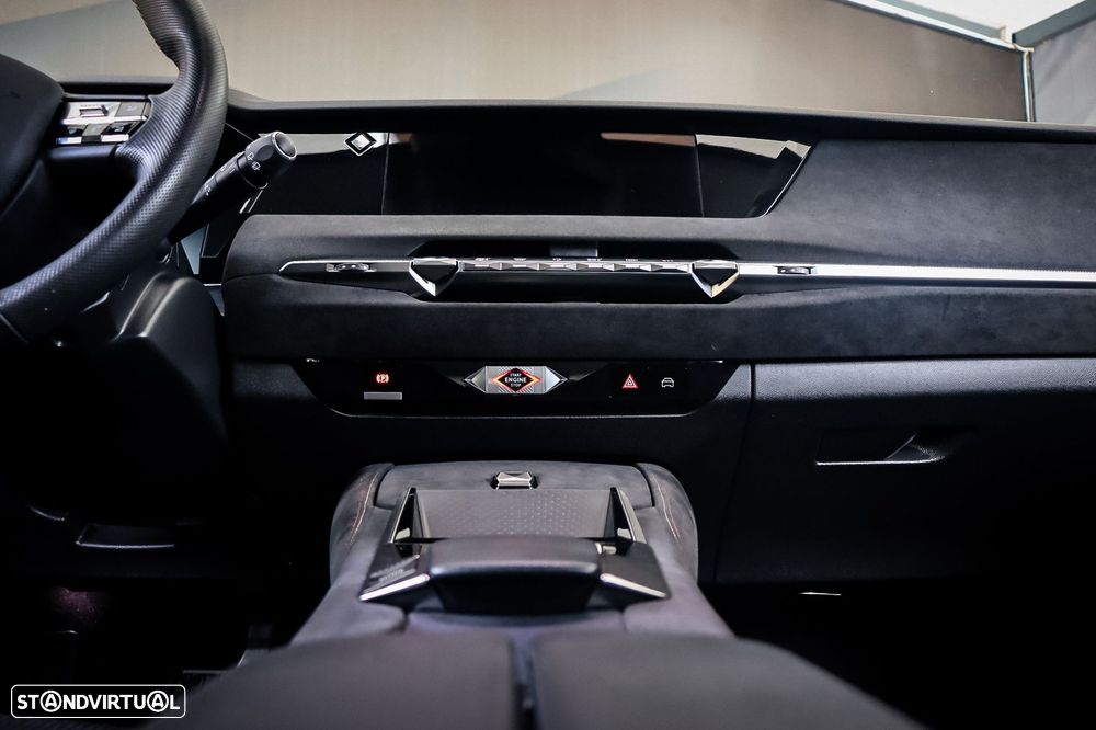 DS DS4 E-Tense Performance Line EAT8 - 33