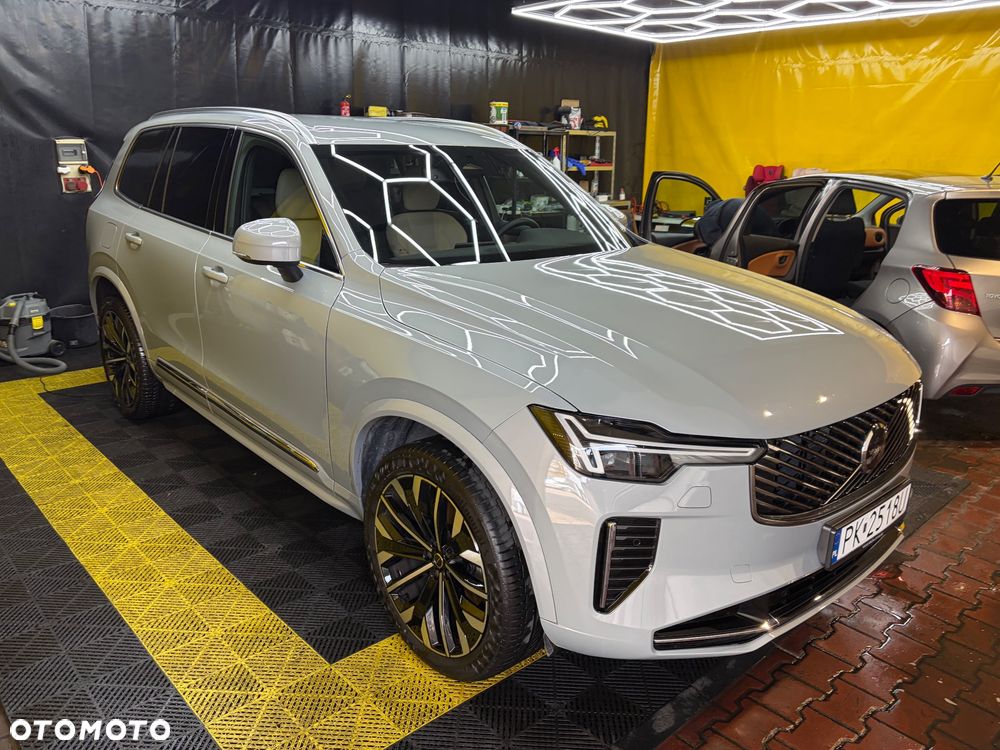 Volvo XC 90 - 2