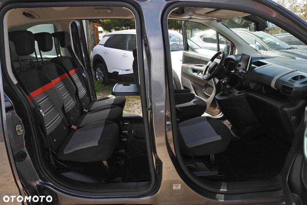 Citroën Berlingo XL PureTech 110 SHINE - 11