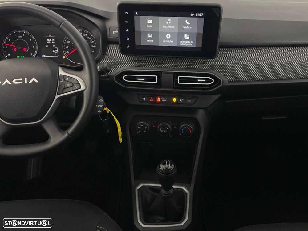 Dacia Sandero 1.0 TCe Expression — fotografia 15