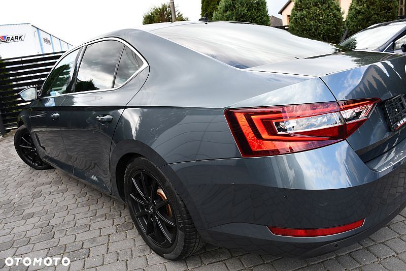 Skoda Superb 1.6 TDI DSG Style - 31