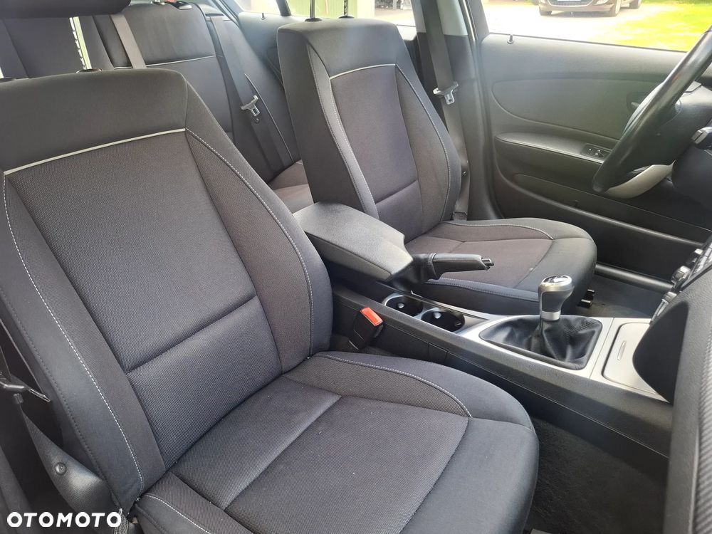 BMW Seria 1 118i - 21