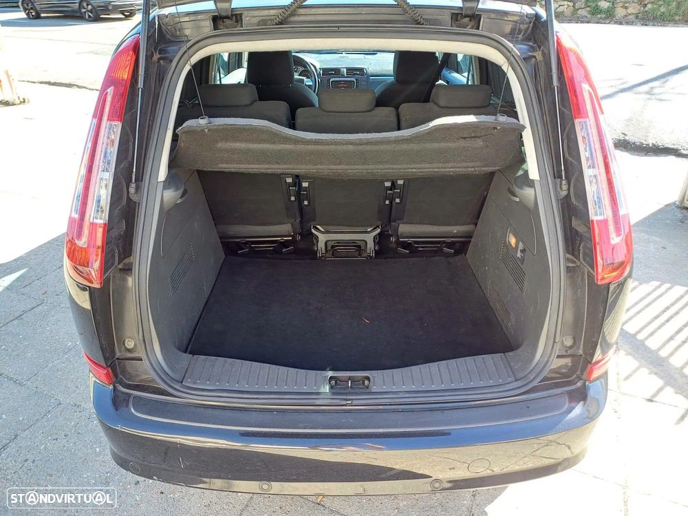 Ford C-Max - 10