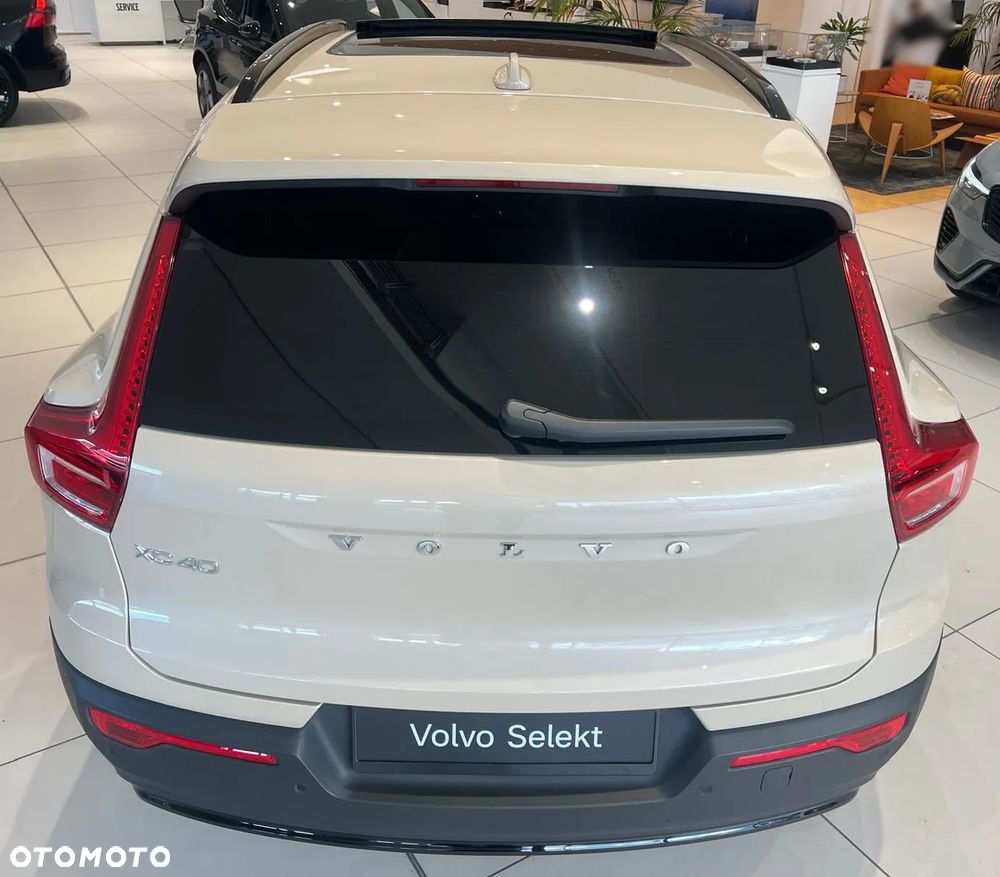 Volvo XC 40 B4 AWD Ultimate Dark - 15