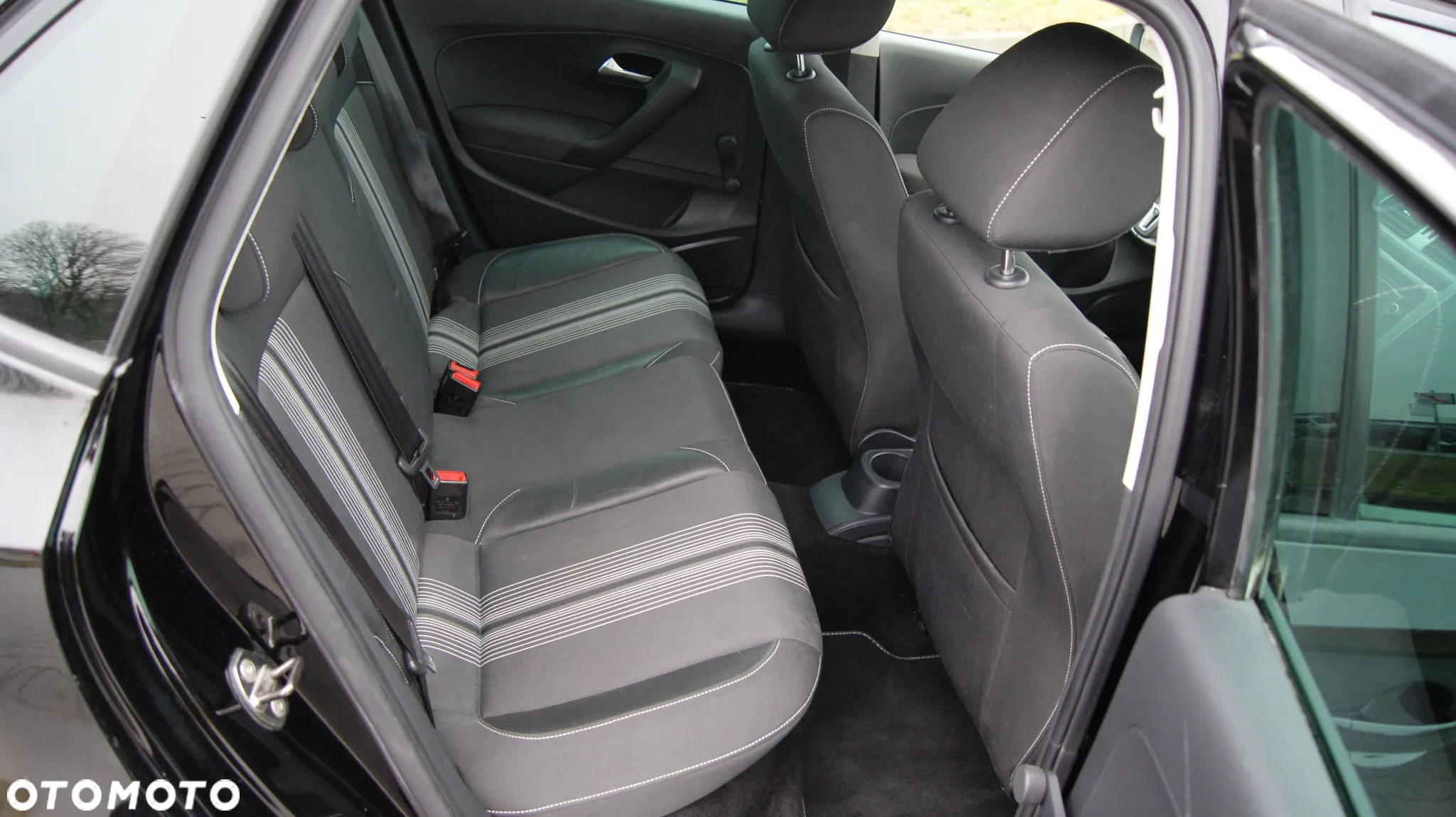Volkswagen Polo 1.2 MATCH - 6